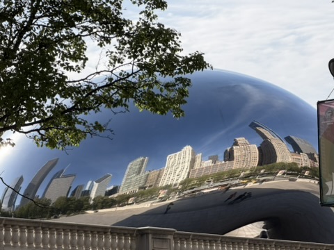 Cloud Gate (The Bean) in Millennium Park, Chicago